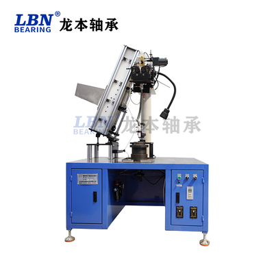 圆锥滚子装配机